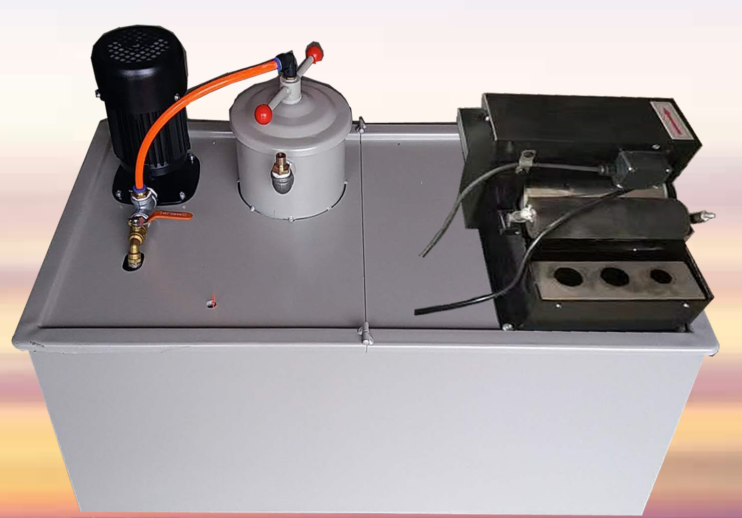 磁性分離高壓水箱.jpg 磁性分離高壓水箱.jpg